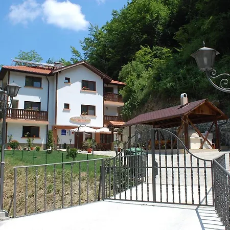 Savina Guest house 2*